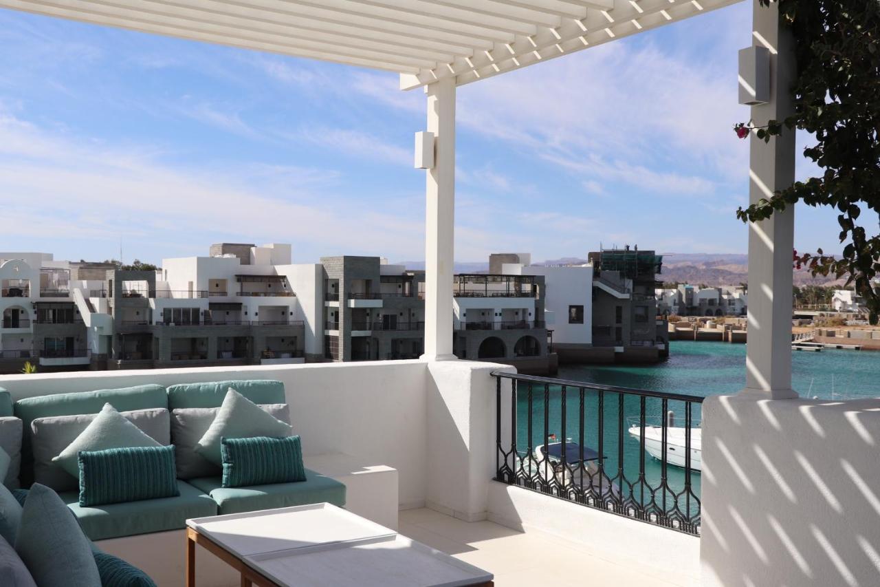 Cloud 7 Residences Ayla 亚喀巴 外观 照片 View of the Red Sea from a balcony in El Alamein