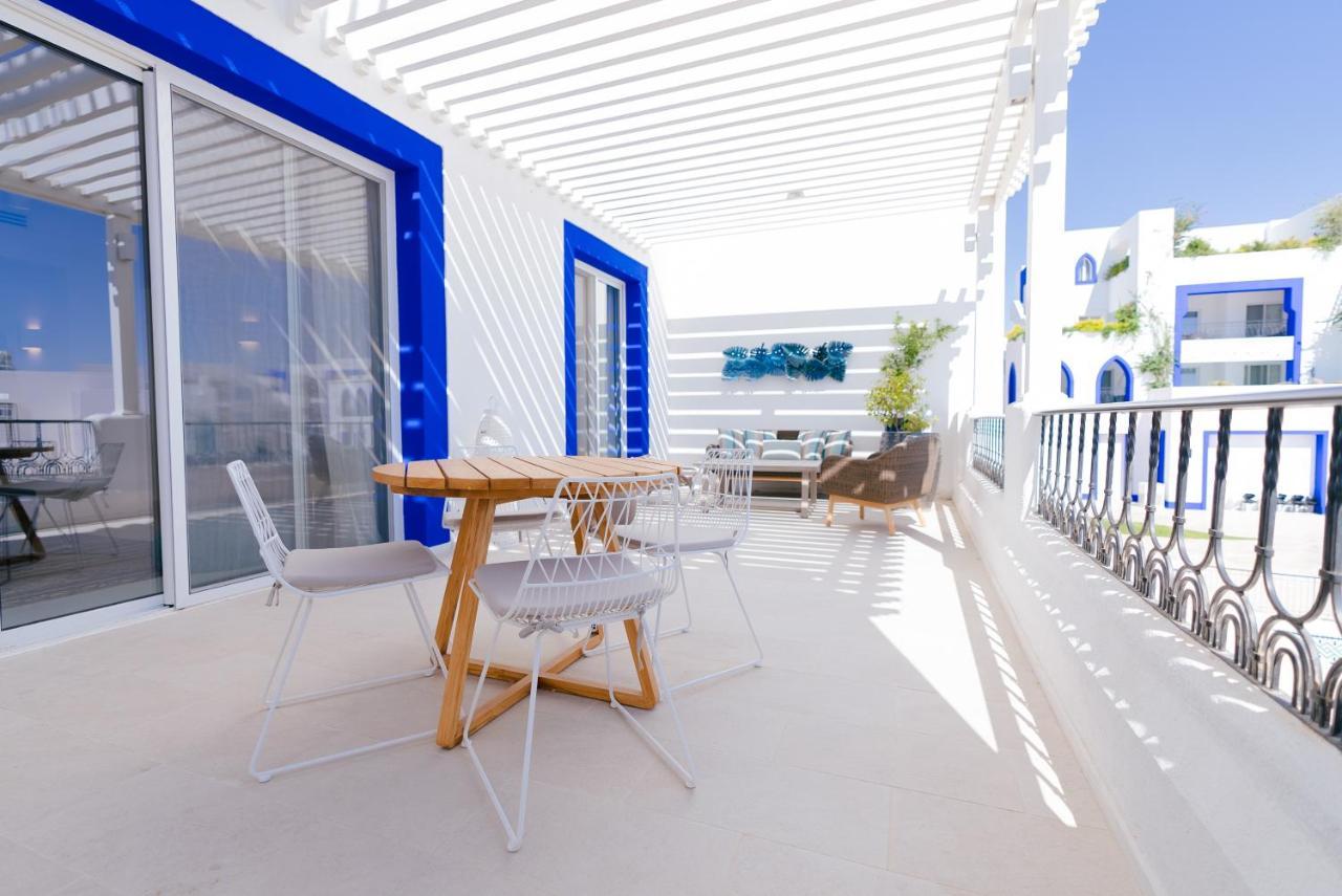 Cloud 7 Residences Ayla 亚喀巴 外观 照片 A balcony